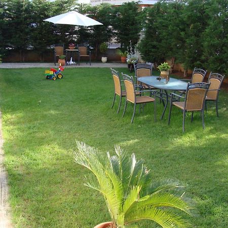 Garden Villa Ioannina Bagian luar foto