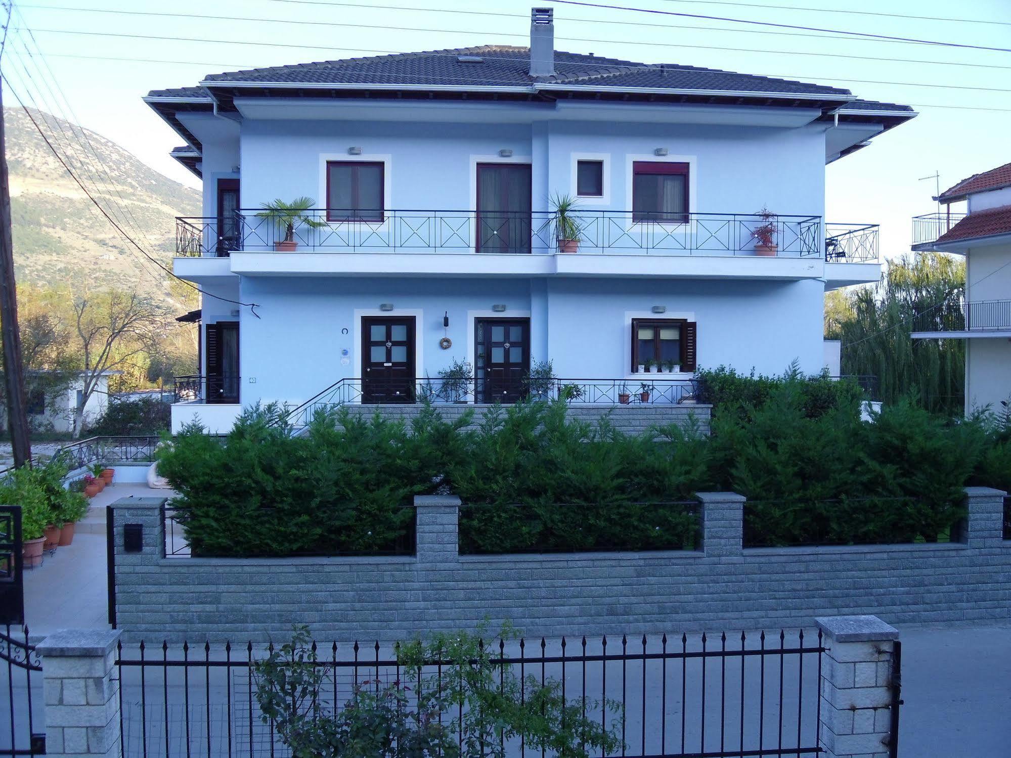 Garden Villa Ioannina Bagian luar foto
