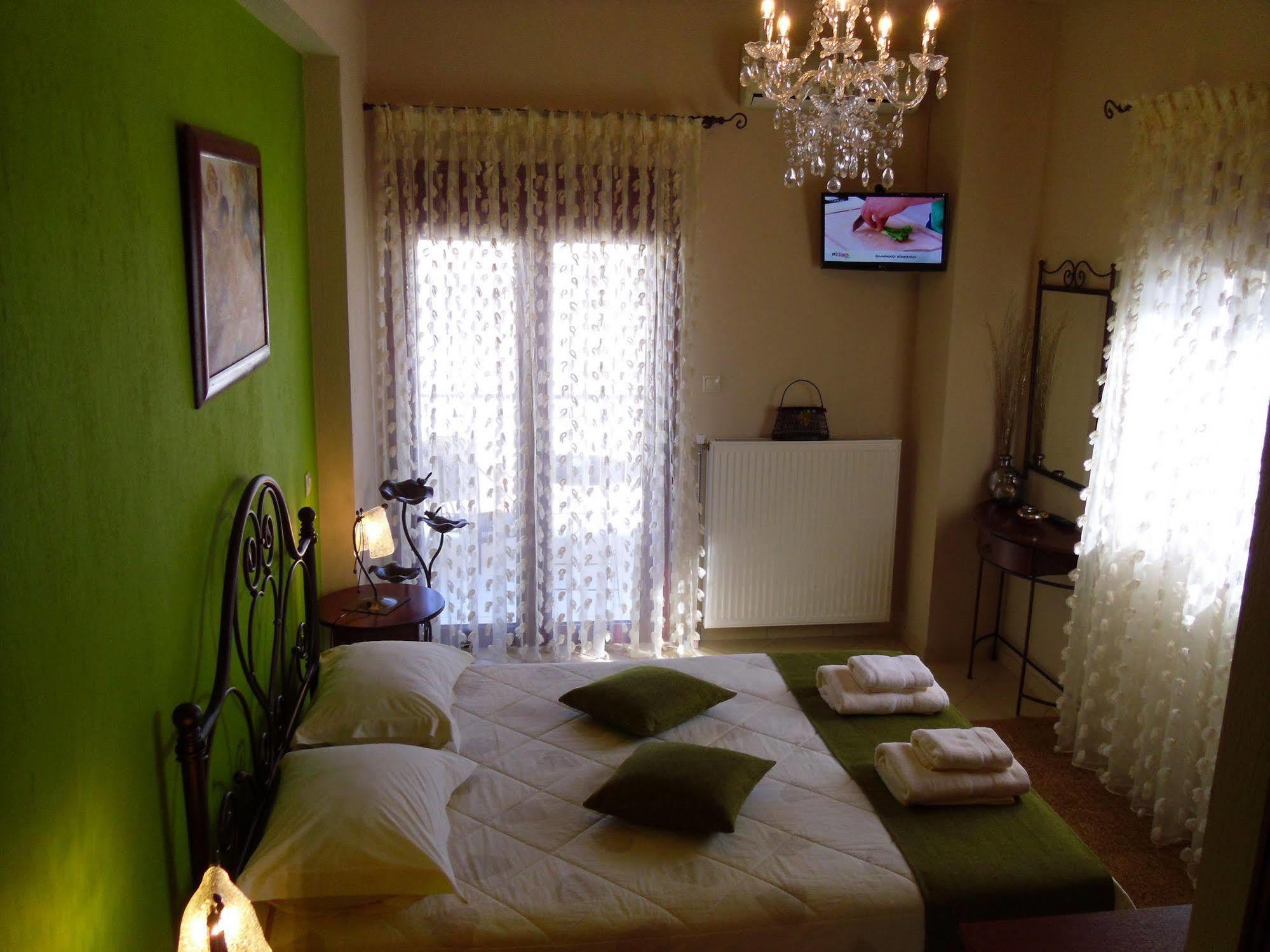 Garden Villa Ioannina Bagian luar foto