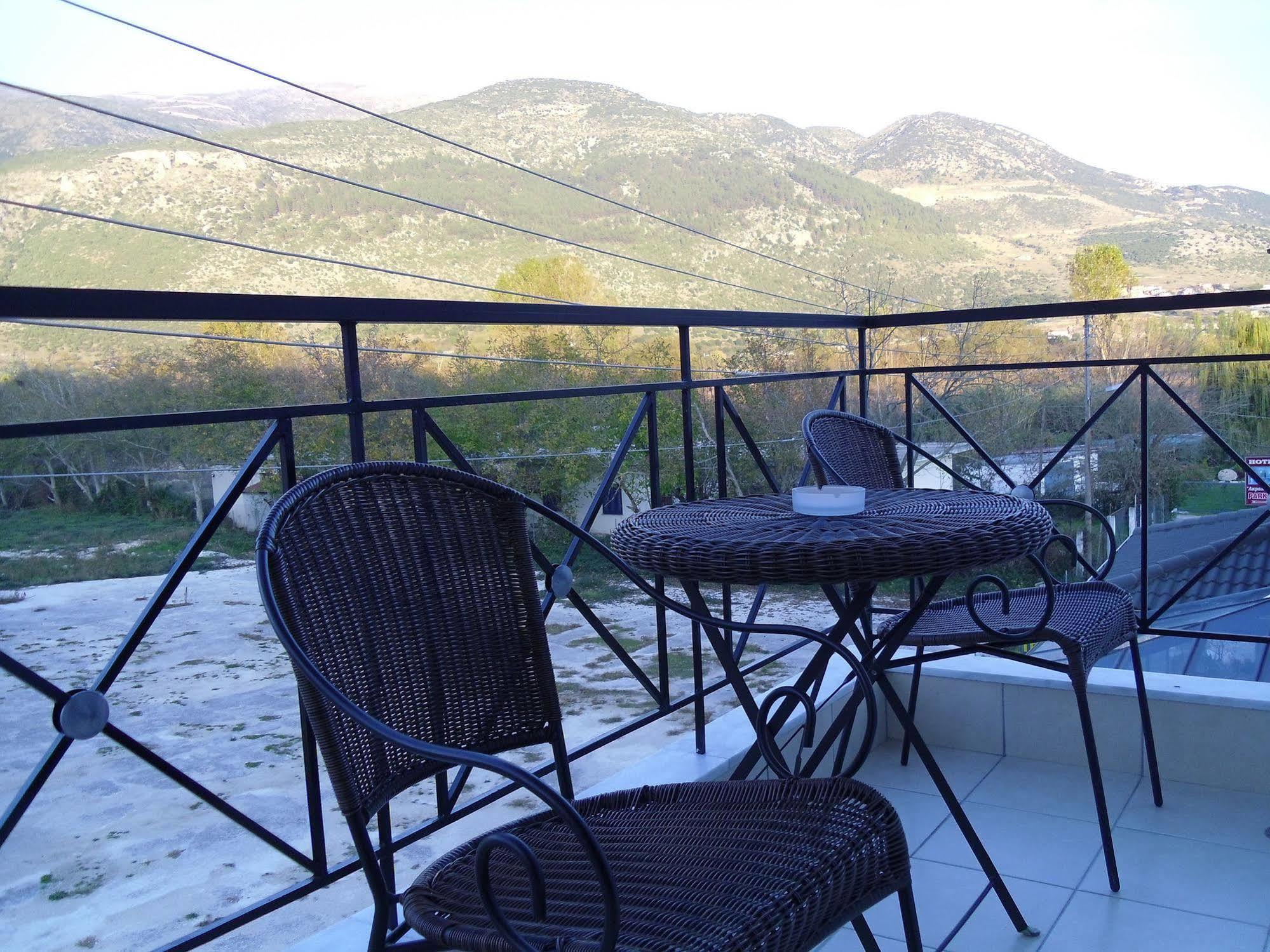 Garden Villa Ioannina Bagian luar foto